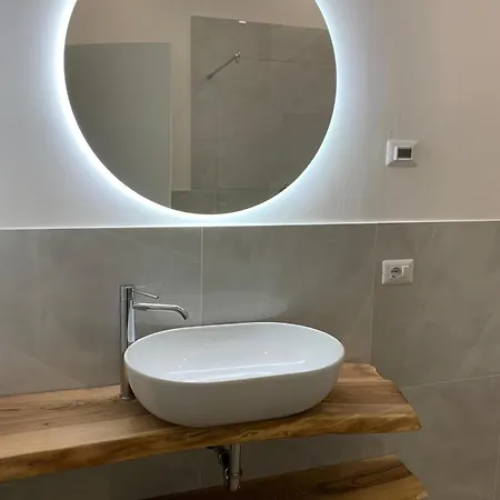 Lilla Apartmán Tremosine